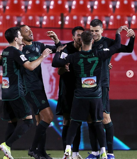 Super League: Εις την κορυφή ψηλά εκεί… οι μνηστήρες ετοιμάζουν «ταραχή»