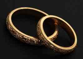 Βέρες σε αρσενικά κοκόρια!