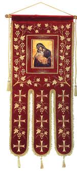 Με λάβαρα και εξαπτέρυγα στους δρόμους!