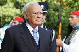 Τι έκανες στον πόλεμο κ. Παπούλια;