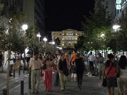 Ερμού, η οδός της υπερβολής…