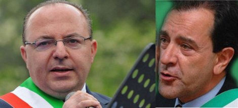 Ιταλοί δήμαρχοι μας δίνουν το μισθό τους...