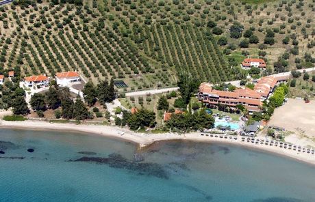 Αυθαιρεσίες 20.000 στρεμμάτων σε αιγιαλό του Νομού Ηλείας