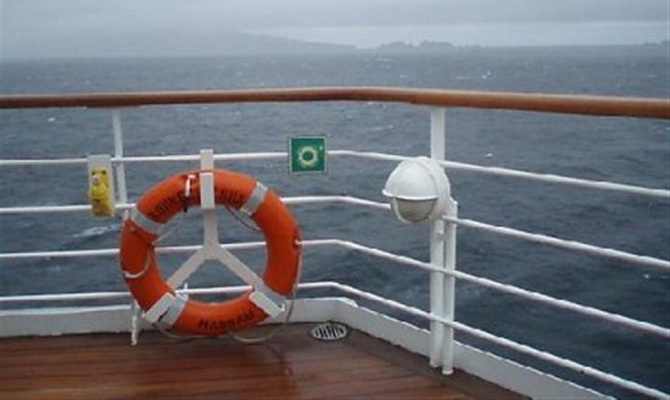 Καπετάνιος δεν ήθελε τον Παπανδρέου στο πλοίο του και παραιτήθηκε!