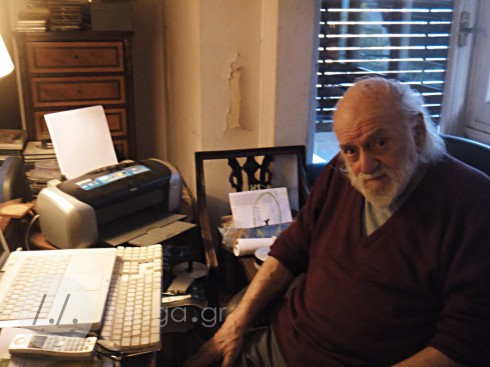 Ν. Βαλαωρίτης: «Ηδονίζεσαι γράφοντας ένα καλό ποίημα»