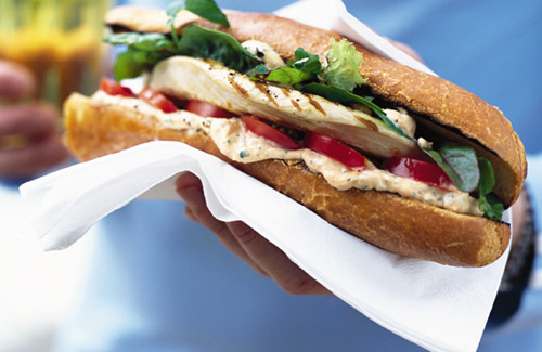 Ωρολογιακή βόμβα το σάντουιτς με ζαμπόν και τυρί!!!