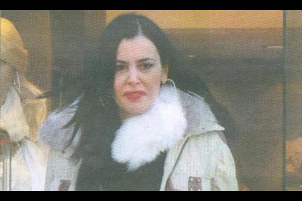 Η Άντα Βωβού ξεπουλάει τα ρούχα της…