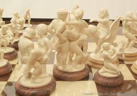 Η σκακιέρα... της πόρνεως!!!