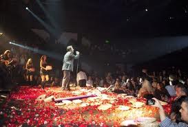 ΤΟ ΑΣΜΑ! «Θα τα κονομάω για μένα… θα φοροδιαφεύγω για σένα»!!!