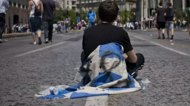 Το 2012 στην Ελλάδα μέσα σε 3,5 λεπτά!!! (βίντεο)