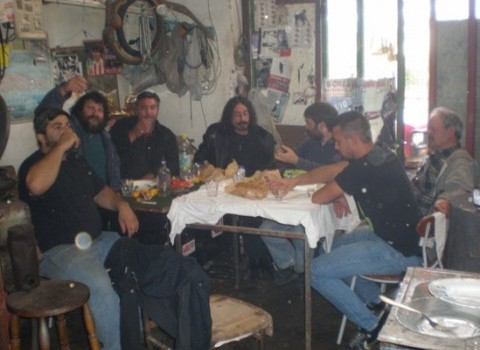 Στέλνουν... από εκεί που ήλθαν τα μνημόνια!