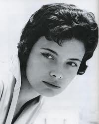 Τζένη Καρέζη: Η ζωή της σε φωτογραφίες