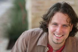 Ο Ryan James παρουσιάζει το  2012 σε 4 λεπτά… (βίντεο)