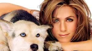 Η Τζένιφερ… με βαριοπούλα εισβάλει σε στούντιο!!! (βίντεο)