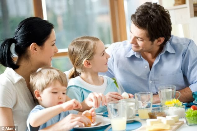 Γιατί οι μπαμπάδες προτιμούν γιους και οι μαμάδες κόρες;