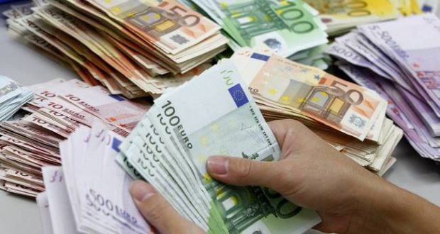 Επίδομα τουλάχιστον 300 ευρώ το μήνα από την Πέμπτη!!! Πώς θα το πάρετε...