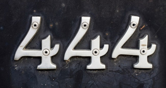 Μήπως βλέπετε αριθμούς που επαναλαμβάνονται; Να τι σημαίνουν…