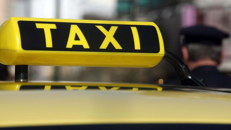 Συγκλονίζει η υπόθεση ταξιτζή που χάλασε 50ευρο!!!