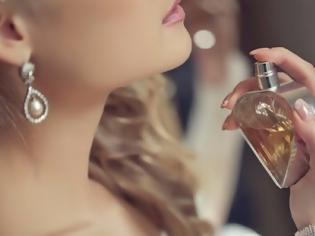 Νιώθεις ότι το άρωμα σου δε διαρκεί; Αυτός είναι ο λόγος…