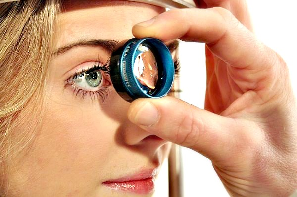 Ποιες 5 ασθένειες μπορούν να εντοπιστούν με εξέταση των ματιών μας;