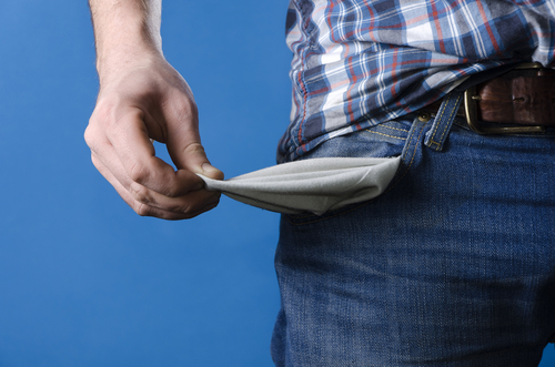 7 συνήθειες που σε κάνουν καθημερινά να έχεις άδεια τσέπη!!!