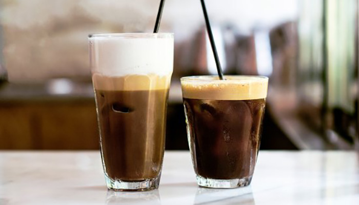 Τέλος και στην Ελλάδα τα πλαστικά καλαμάκια και οι αναδευτήρες ποτών…