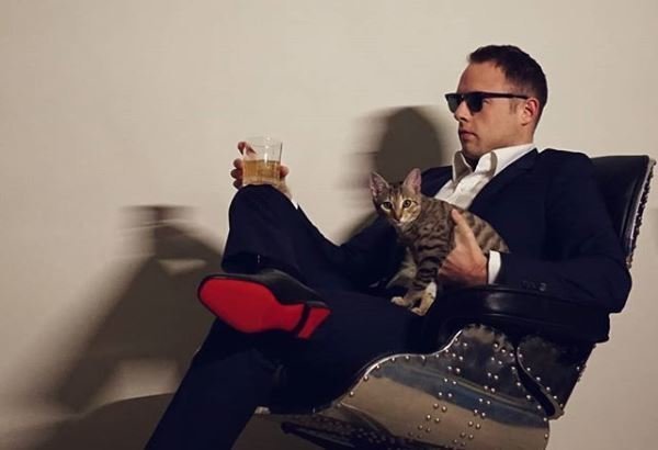 Συνοδός κυριών αποκαλύπτει τι του ζητούν οι γυναίκες...