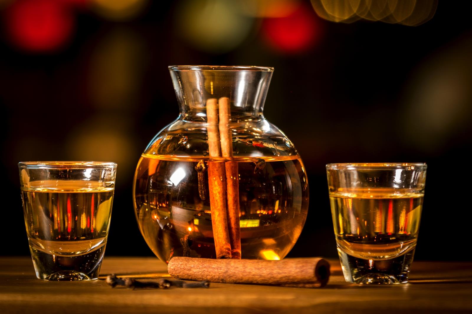 Το ρακόμελο στην κορυφή: Στα 10 καλύτερα ποτά του κόσμου!