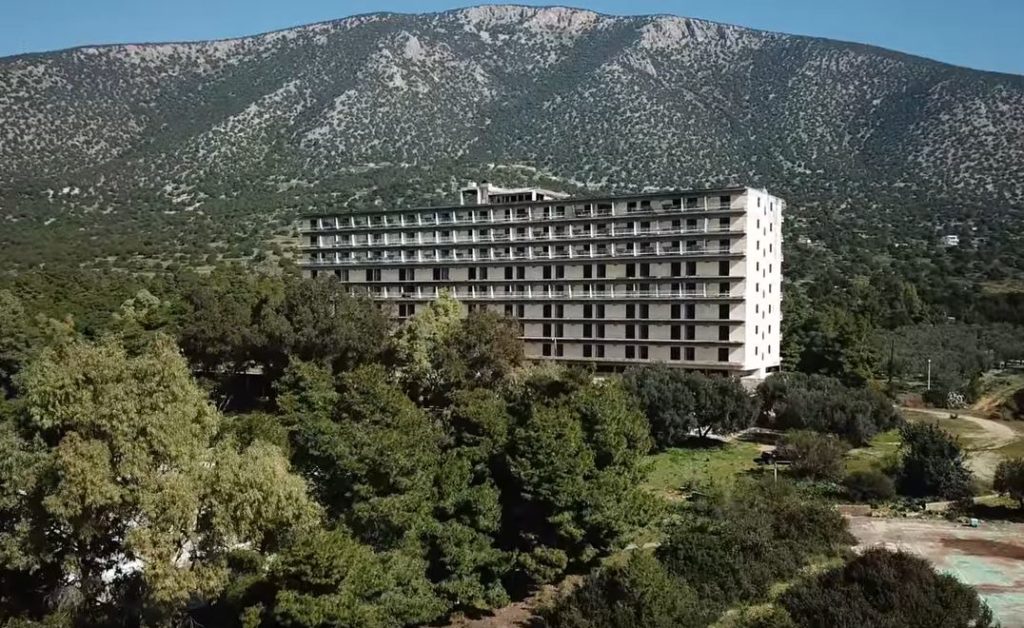 «Ακτή Σαλάντι»: Το ξενοδοχείο «Σόδομα και Γόμορρα της Ελλάδας»