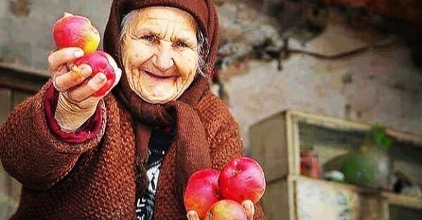 Οι φτωχοί είναι πιο γενναιόδωροι από τους πλούσιους γιατί ξέρουν καλύτερα πως είναι να μην έχεις τίποτα…