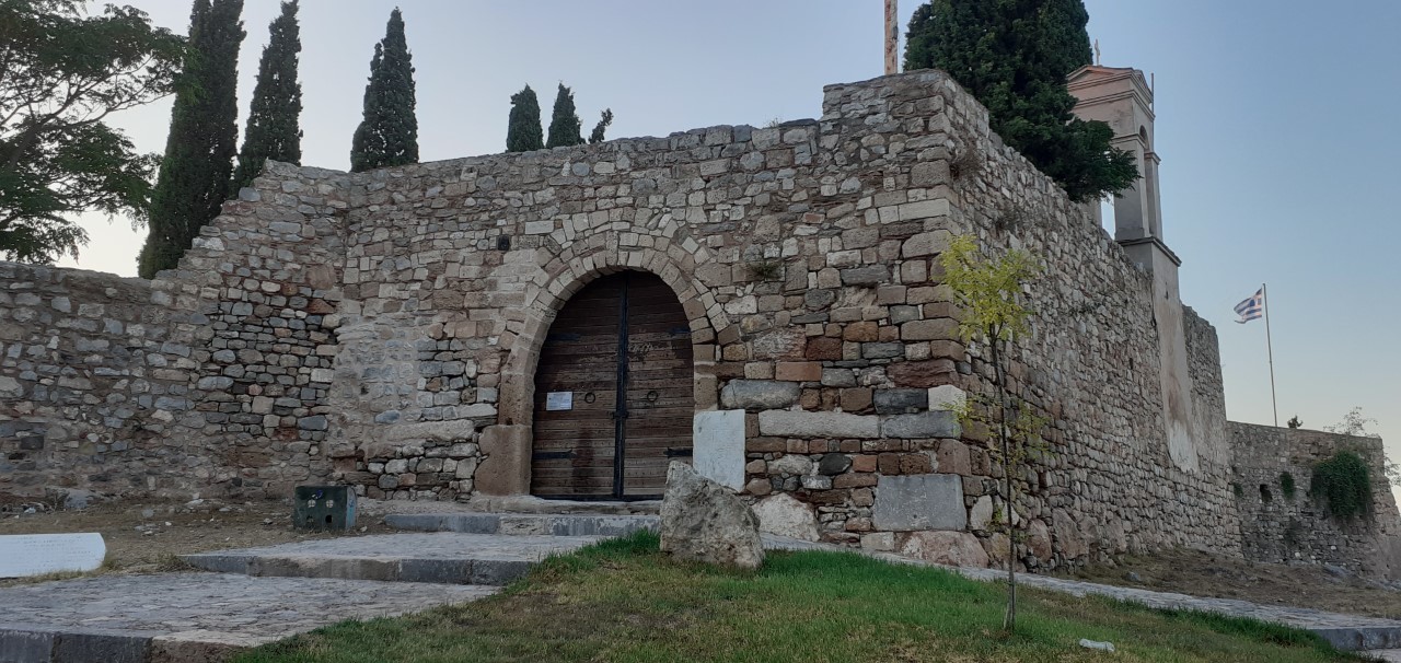 Το «Κάστρο του Καράμπαμπα» ή «Φούρκα»,  στη Χαλκίδα... (video)