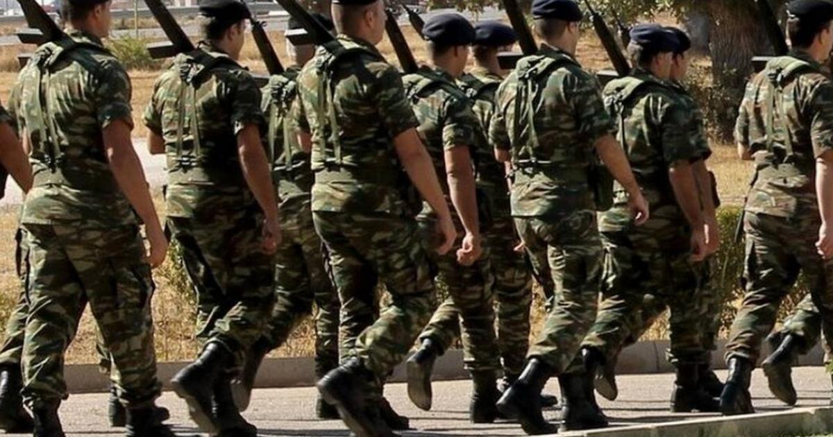 Στρατός: Επανέρχεται η 12μηνη θητεία, αναμονή για την υποχρεωτική στράτευση στα 18