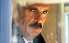 «Άγριες Μέλισσες»: Ο Δούκας χαροπαλεύει…