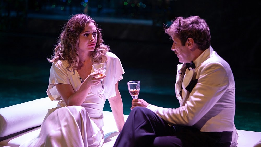 Οι πρώτες διαδικτυακές πρεμιέρες είναι εδώ…