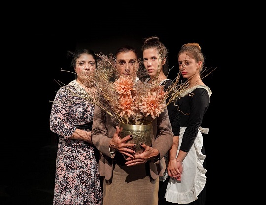 2Πλάσματα του Θεού Υπόθεση Παπέν