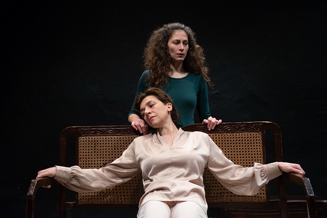 Αλλαγή στέγης για την θεατρική παράσταση | ΛΑΣΠΗ | ΠΡΕΜΙΕΡΑ 1 ΔΕΚΕΜΒΡΙΟΥ | ΘΕΑΤΡΟ ΣΦΕΝΔΟΝΗ