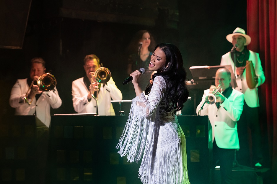 ΦΕΣΤΙΒΑΛ ΑΘΗΝΩΝ ΕΠΙΔΑΥΡΟΥ | Rosanna Mailan Orchestra - Πάρτι έναρξης στην Πειραιώς 260