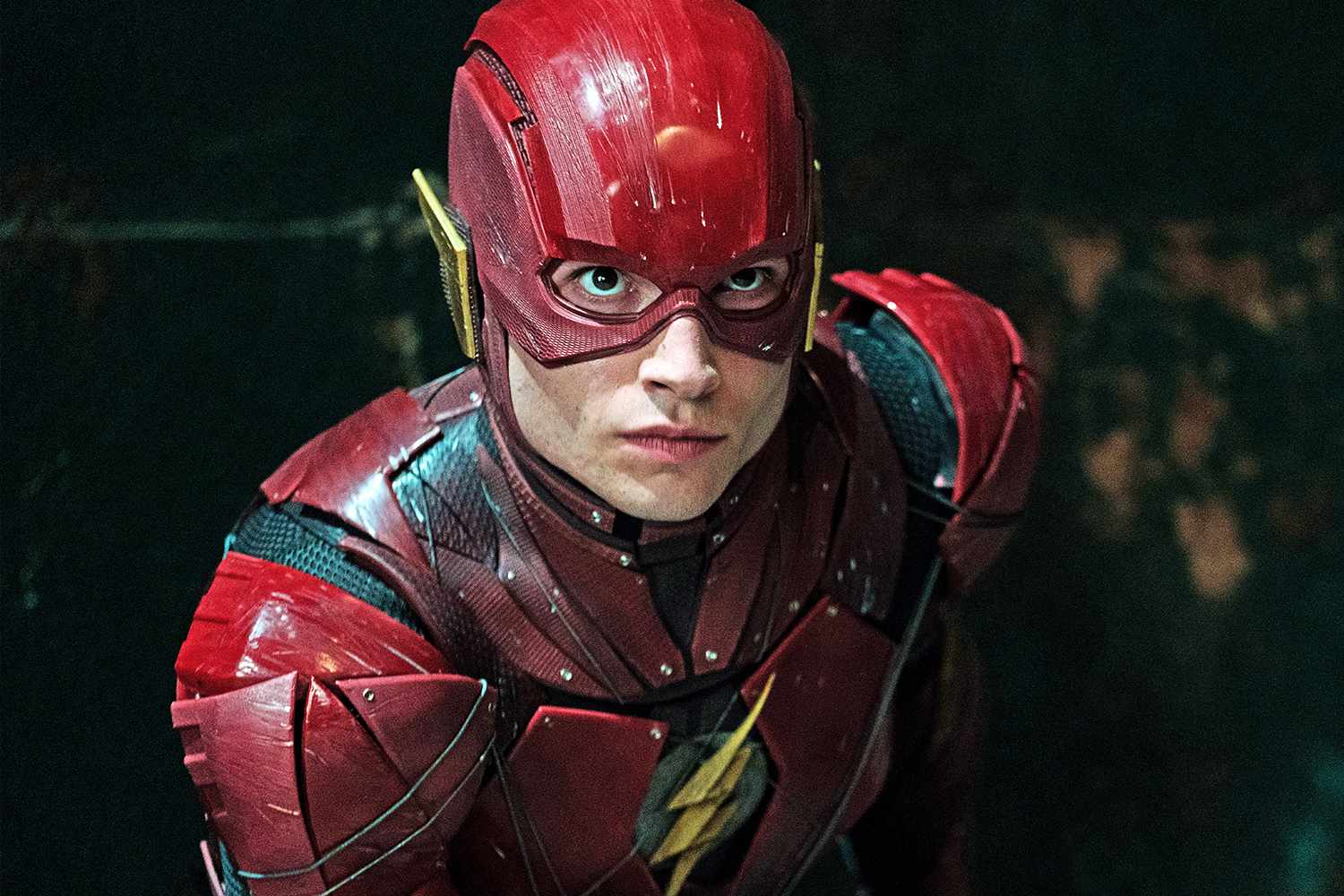 «The Flash»: Κυκλοφόρησε το trailer της ταινίας με πρωταγωνιστή τον Ezra Miller