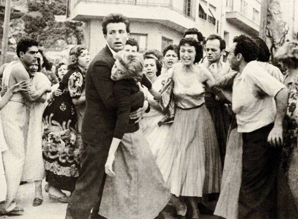 «Στέλλα», η πρώτη προβολή της ταινίας… που έγινε θρύλος 