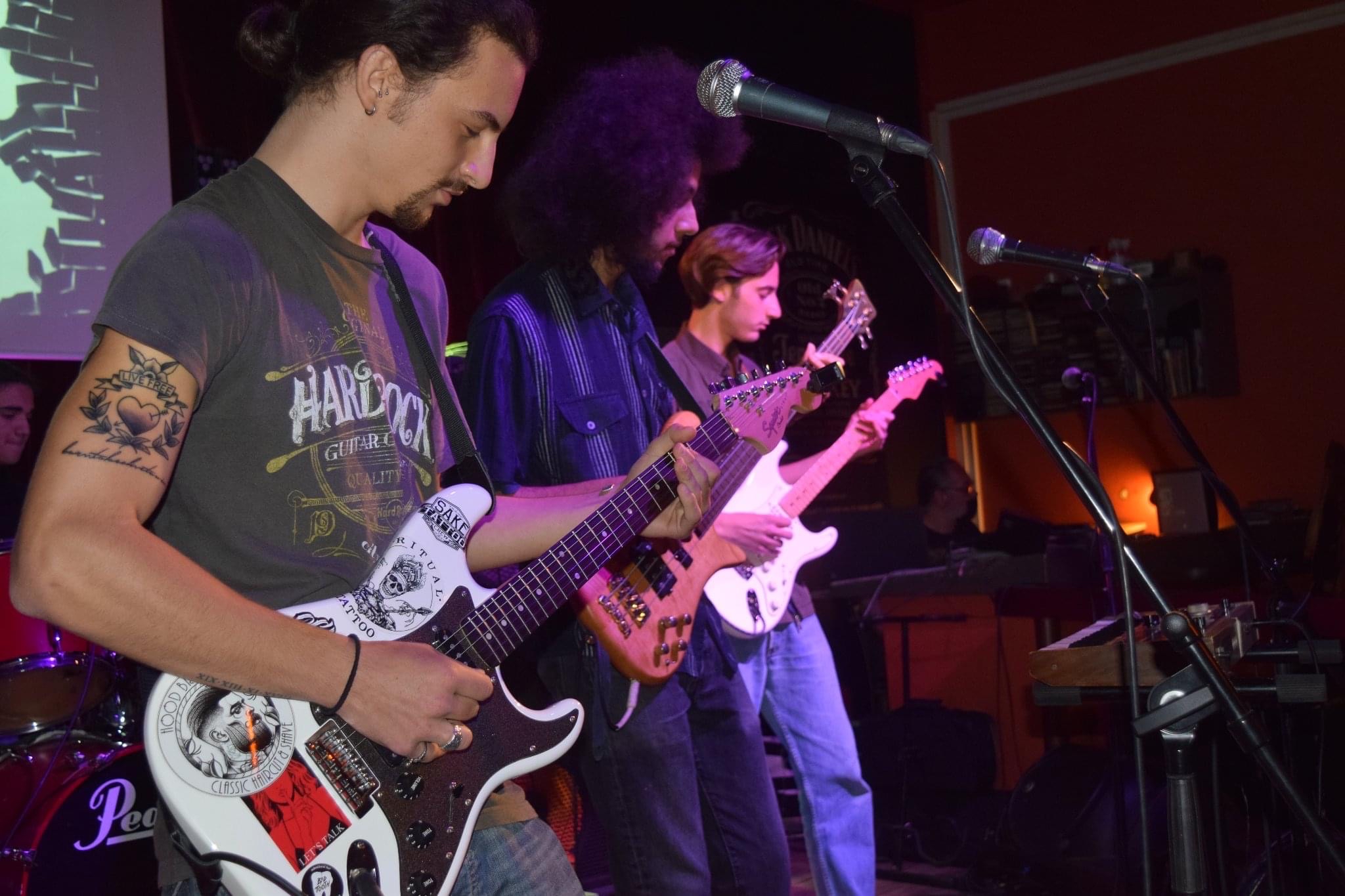 Οι “Lost Loft” στο “Silver Spurs” στο Παγκράτι - Σάββατο 9 Ιουλίου