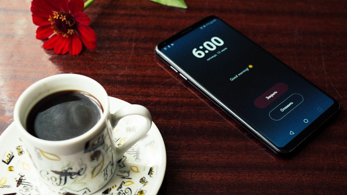 Γιατί δεν πρέπει να χρησιμοποιείς το κινητό ως ξυπνητήρι…
