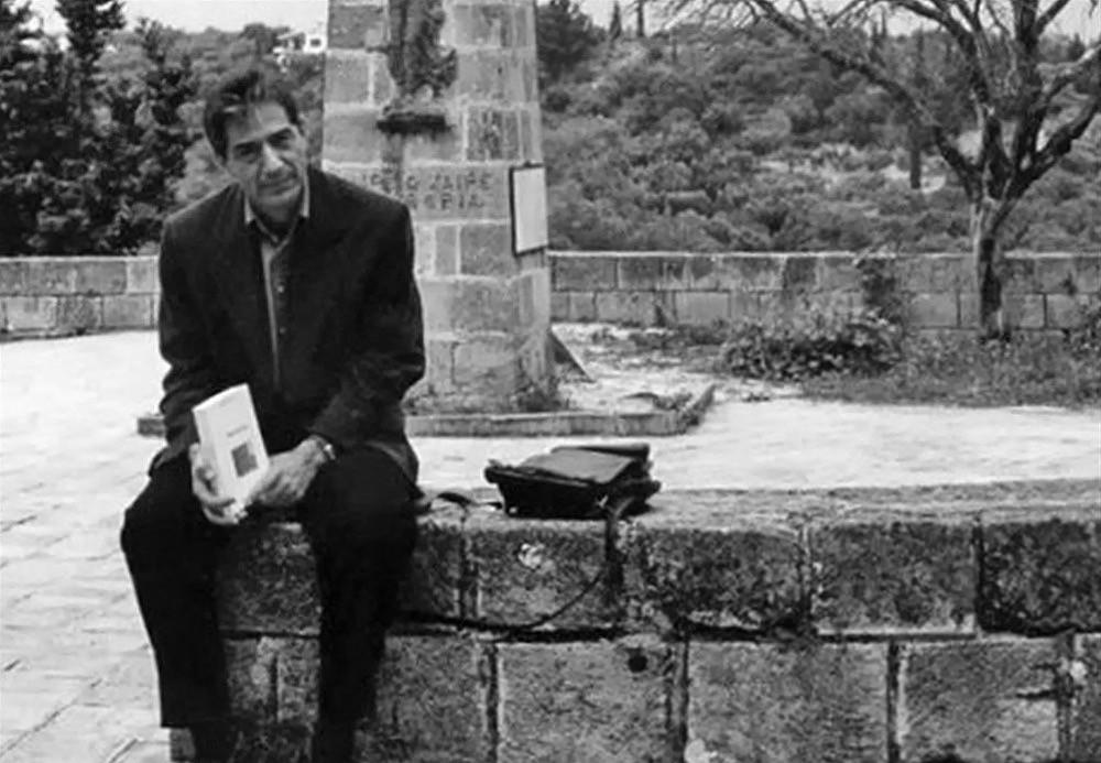 Δημήτρης Λιαντίνης: Να γελάς όταν τα πράγματα γίνονται απότομα σοβαρά