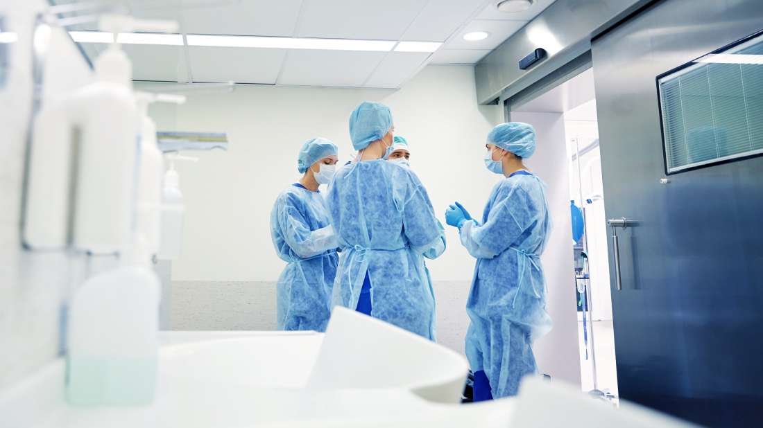 Ευλογιά των πιθήκων: Πώς μεταδίδεται η λοίμωξη αυτή, ποια τα συμπτώματα και τα μέτρα προστασίας