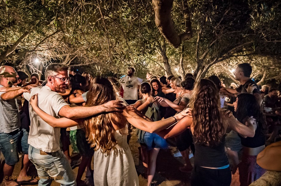 Είμαστε για τα πανηγύρια!!! 10 στάνταρ τύποι ανθρώπων που θα συναντήσεις στα πανηγύρια του χωριού!