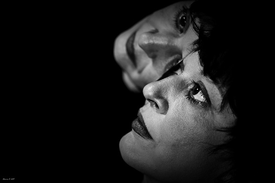 Έλενα Χουσνή