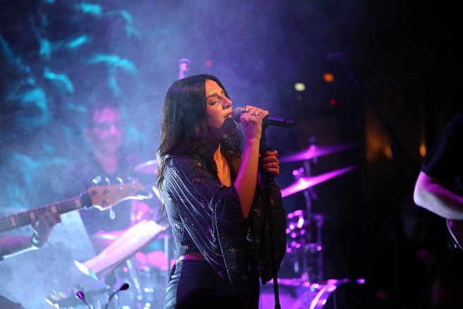 Η Βασιλική Μιχαλοπούλου στον Σταυρό του Νότου Club, Παρασκευή 12 Δεκεμβρίου