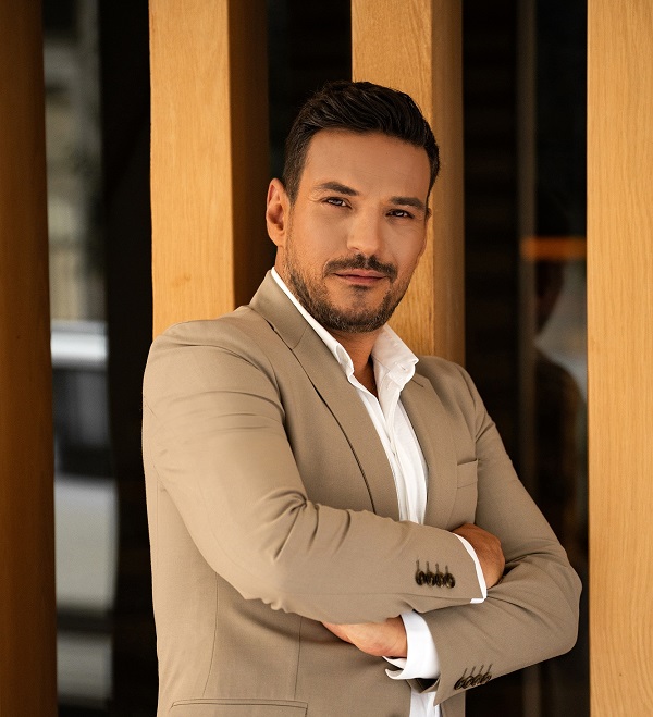 Ο Κώστας Τσουρός στον ΣΚΑΪ