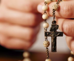 Μια φωνή, μας λέει κάτι…