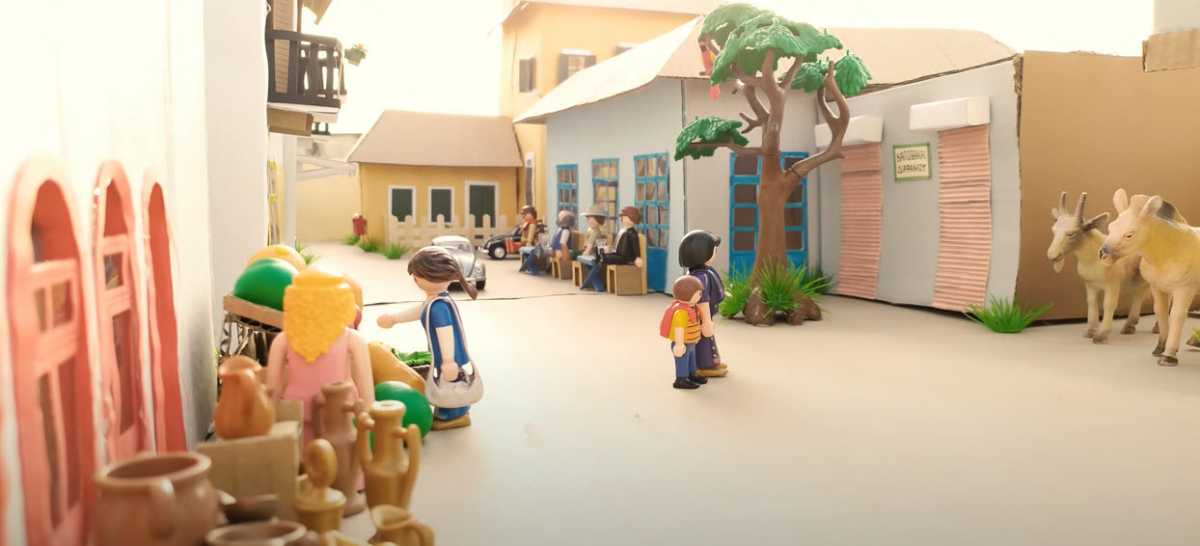 Άγριες Μέλισσες - Playmobil Edition – MrDinoTv (video)
