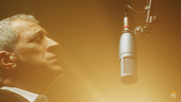 Θέμης Αδαμαντίδης: «Αυτό το λίγο» - Νέα δυνατή μπαλάντα...